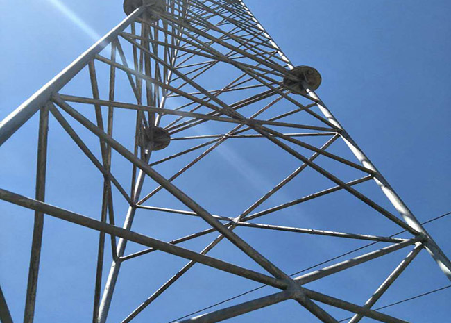 沈陽鋼結(jié)構(gòu)施工的質(zhì)量控制主要表現(xiàn)在哪幾個(gè)方面?